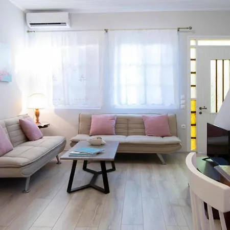 Polyxenis Cozy Maisonette - Water Tank Lefkada City